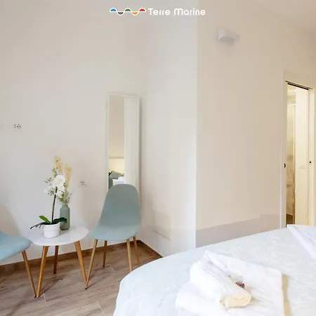 Midtown, Terre Marine 3*